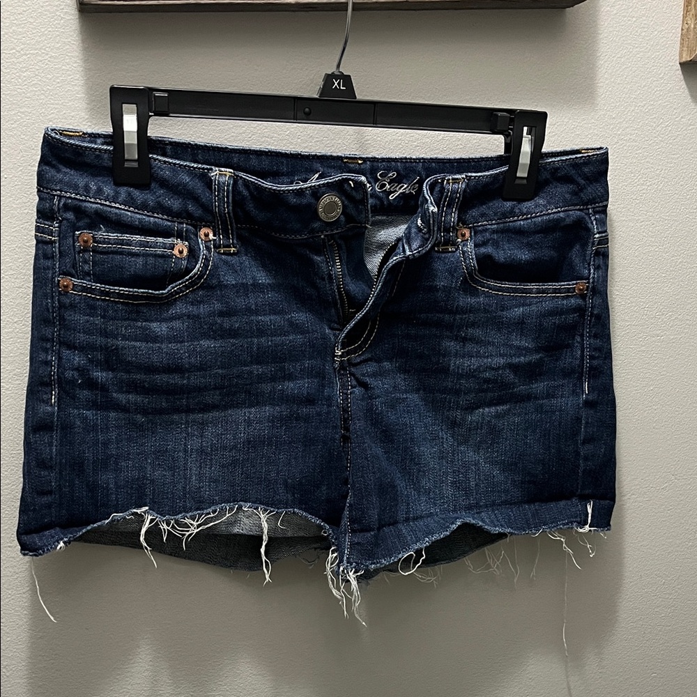 American Eagle Outfitters Blue Jean Shorts Distressed Style